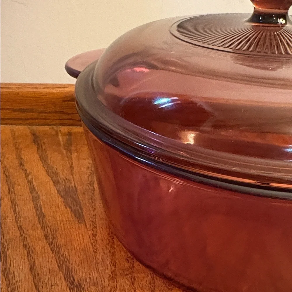 Vintage Pyrex / Corning Amethyst Purple Glass Casserole Bowl w/ Lid #1148 MCM